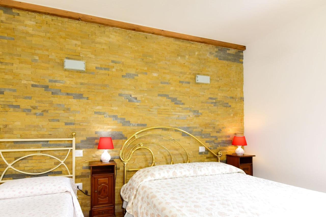 ארצ'ידוסו Agriturismo Castello Delle Fornaci - Private Jacuzzi מראה חיצוני תמונה